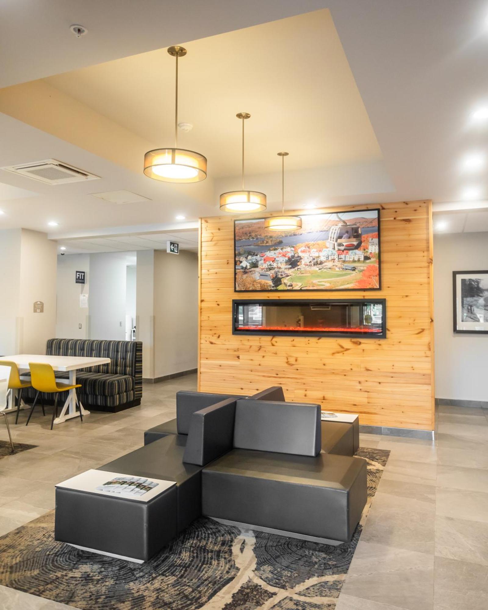 Microtel Inn & Suites By Wyndham Mont Tremblant Mont-Tremblant Exterior foto